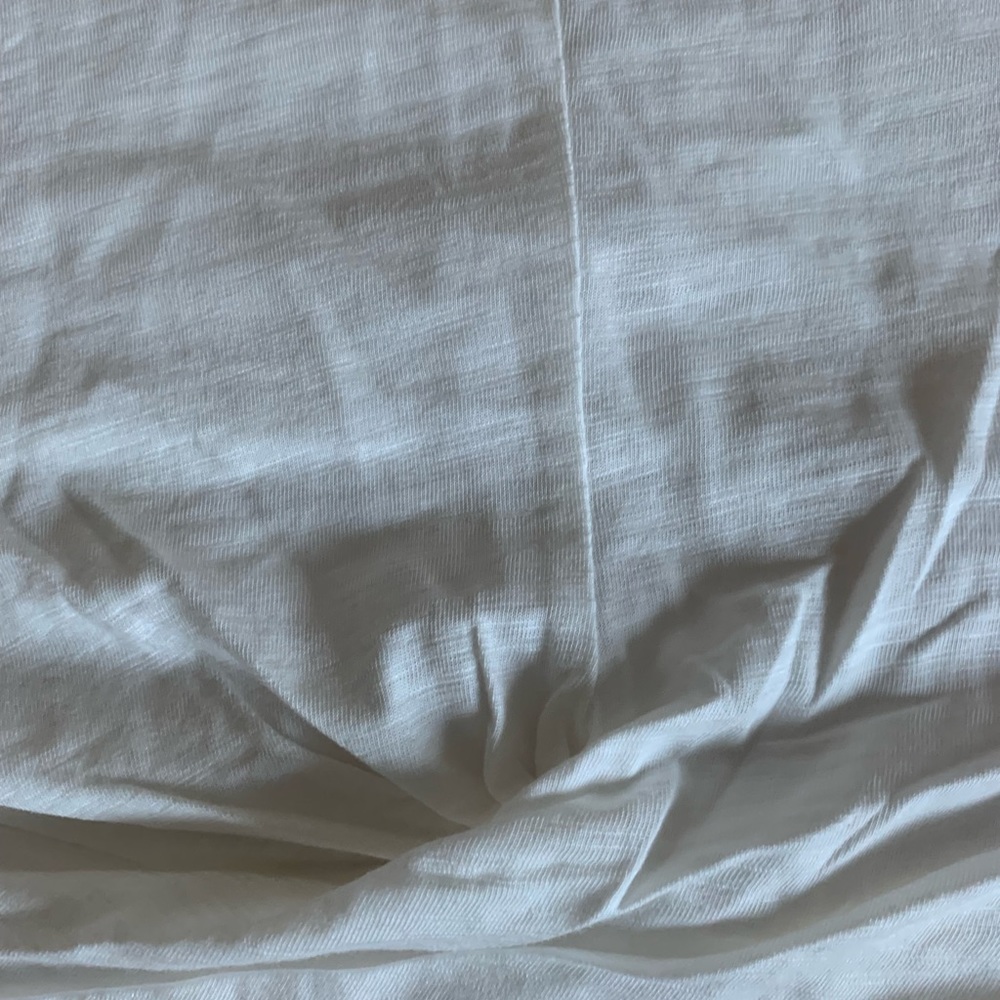 NWT sanctuary tee with knot front - Picture 3 of 6